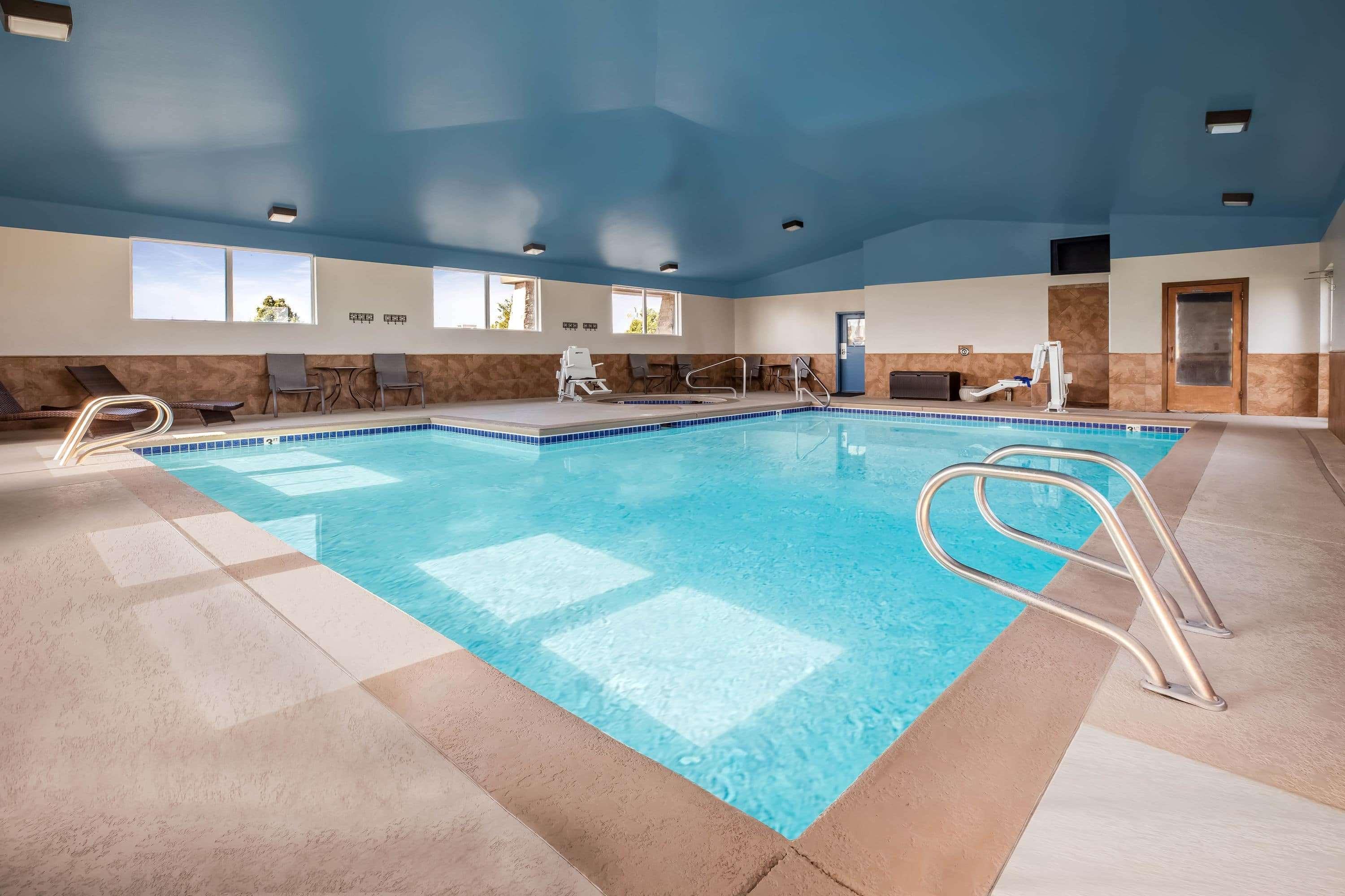 Baymont By Wyndham Tri-Cities/Kennewick Wa Hotel Exterior photo